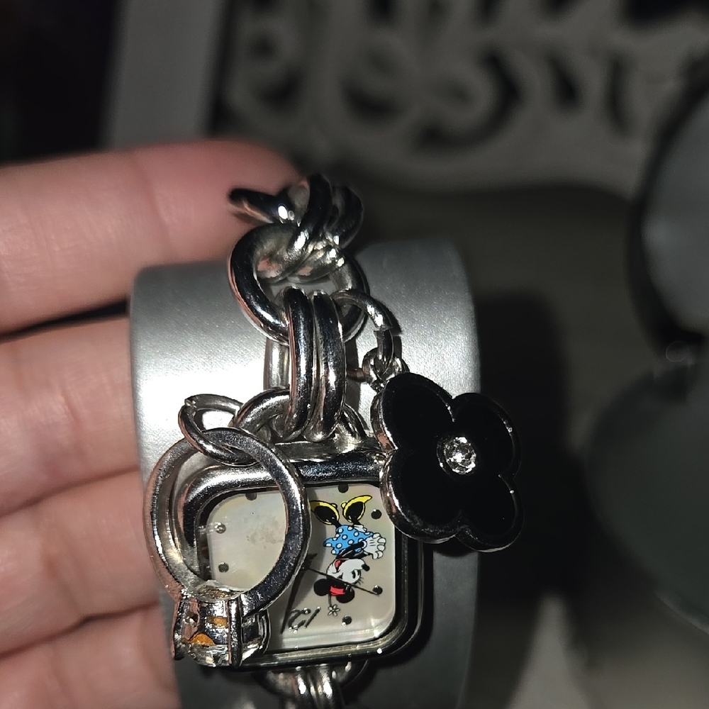 Disney Silver Charm Bracelet Mini Mouse Watch - Picture 6 of 8
